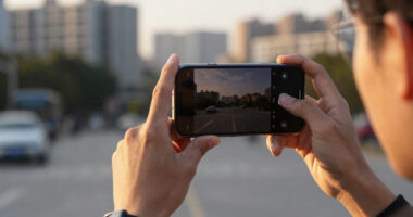 Apple Is Reaching for Chinese Memory. Europe Doesn’t Even Have That Option.